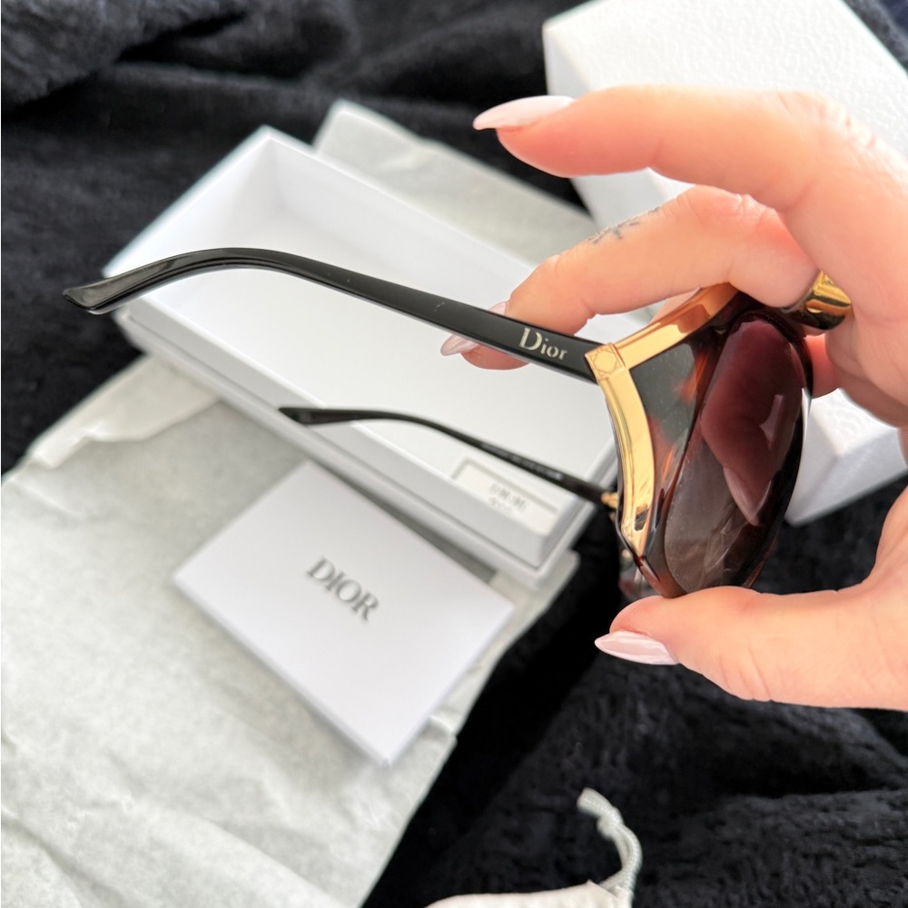 Dior Tortoiseshell Frame Brown Gradient Women's Sunglasses - Picture 4 of 8